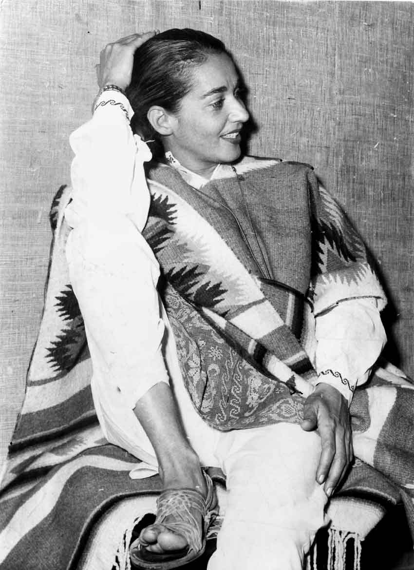 Copertina di OMAGGIO A CHAVELA VARGAS